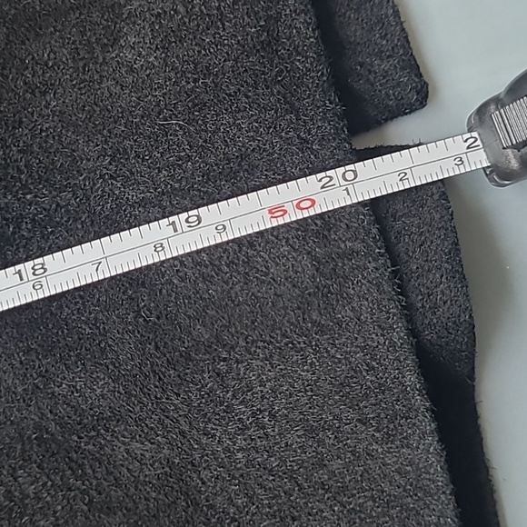 Black Suede Skirt from The Limited - Picture 6 of 7